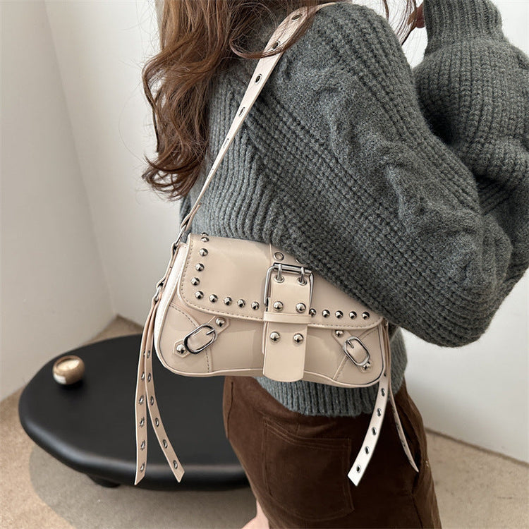 Handbags & Shoulder Bags