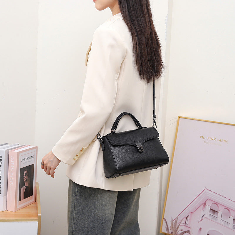 Full Grain Leather Casual Handheld Versatile Crossbody Bag