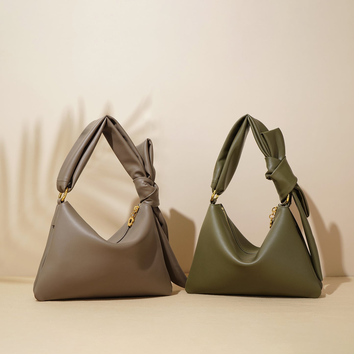 Trinity Knot Leather Purse