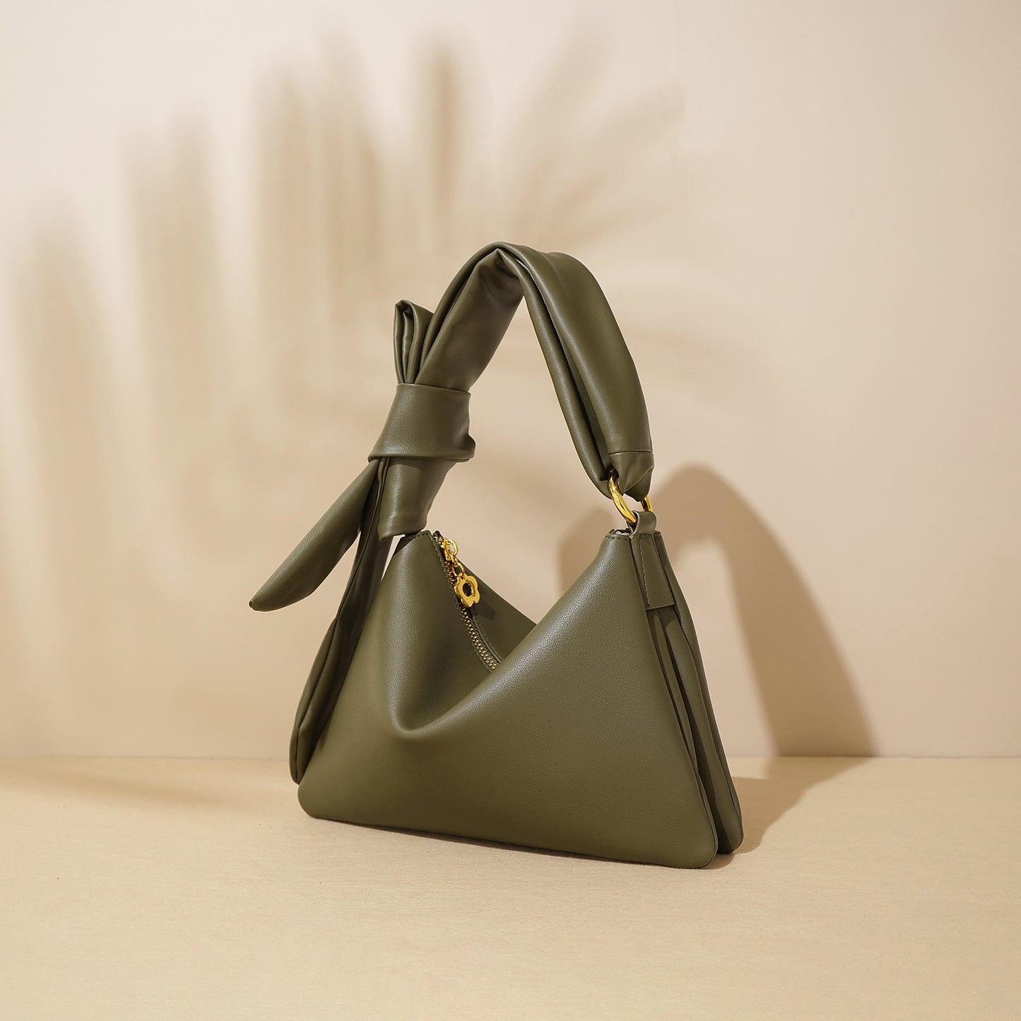 Trinity Knot Leather Purse