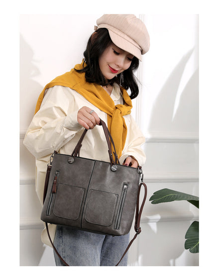 Women's Retro Tote Bag.