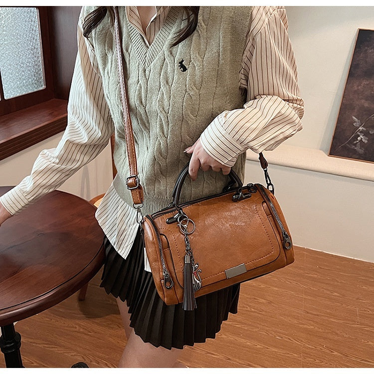 Women's Barrel Bag